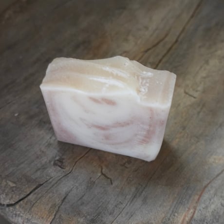 SAVONNERIE DE LA LUNE / Exotic  (Red sandalwood)