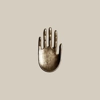 Accessory  Tray  /  Hand