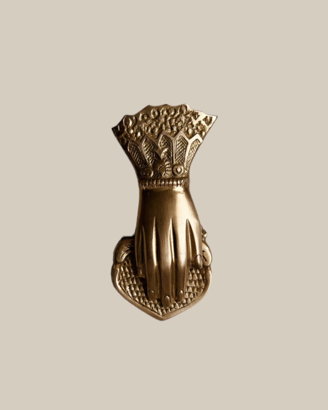 Paper Clip Hand / Brass | gis.STORE