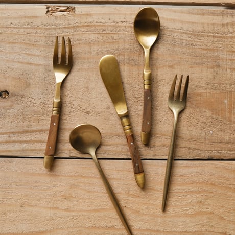 Butter Knife / Brass