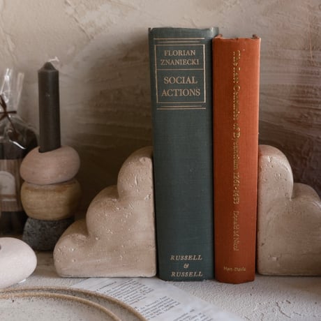 Bookend