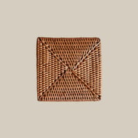 Coaster Square / Ata