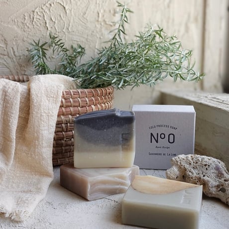 SAVONNERIE DE LA LUNE / Sage, Peppermint, Citronella (麻炭＋クチャ)