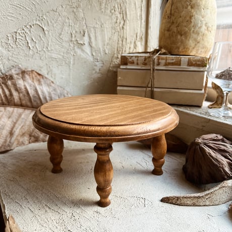 4 Legs Stand  / Pine wood