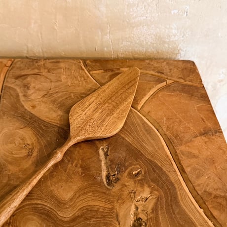 Cake Surver / Acacia Wood