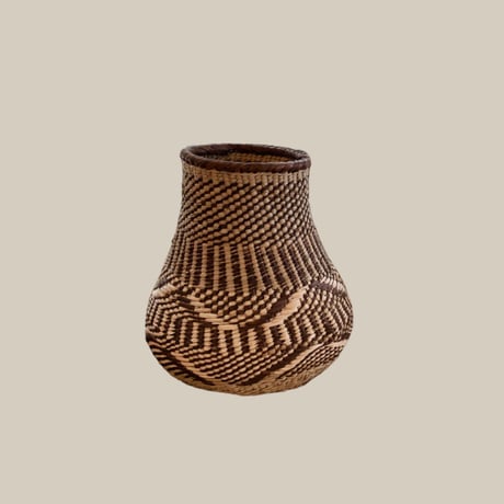 Basket vase