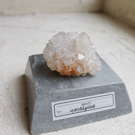 期間限定販売 / ARATi  Apophyllite