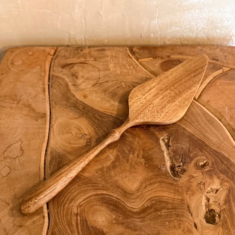 Cake Surver / Acacia Wood