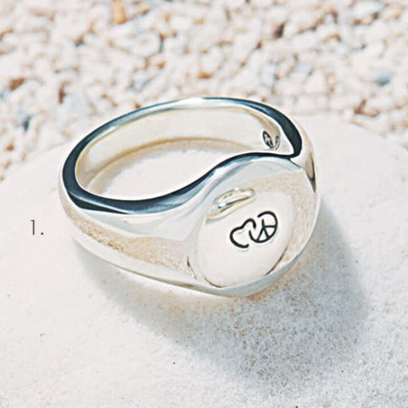 LOVE&PEACE SILVER SIGNET RING | PORTER CLASSIC LOVE&PEACE SILVER SIGNET RING | PORTER CLASSIC