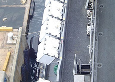 米海軍空母 CV-63 キティホーク フォトDVD