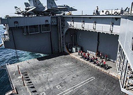 米海軍空母 CVN-77 G. H. W. ブッシュ フォトDVD
