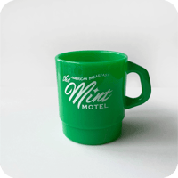 The MINT PLASTIC STACKING MUG / GREEN