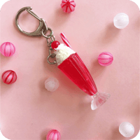 MINI CREAM SODA "STRAWBERRY" KEY HOLDER