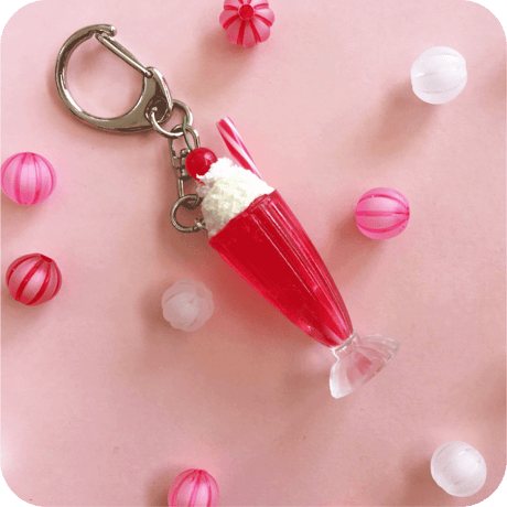 MINI CREAM SODA "STRAWBERRY" KEY HOLDER