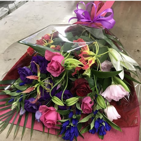 （スタッフ手渡配送）季節のおすすめ花束special