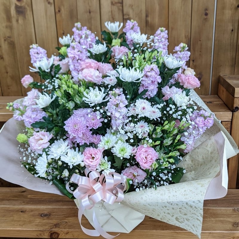 ＊*..natural gardenのようなお花が溢れるアレンジ＊°お花の贈り物 お供えアレンジpremium | 立花ガーデン フラワーショップ 公式通販