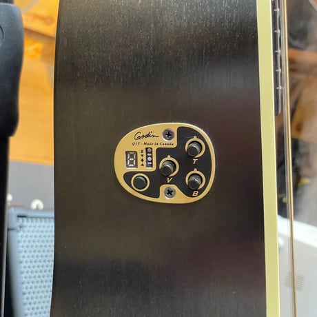 Art&Lutherie Americana Q1T Faded Black with GIGbag 新品特価