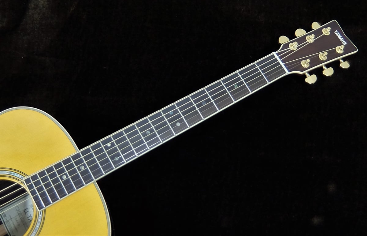 90's YAMAHA エレアコ　ヤマハ　ヴィンテージギター apx600-vw.jpg