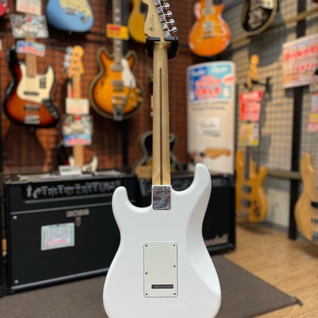 Fender Player Stratocaster HSS Polar White