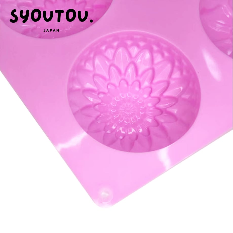 6042533a6e84d54efb5210d4