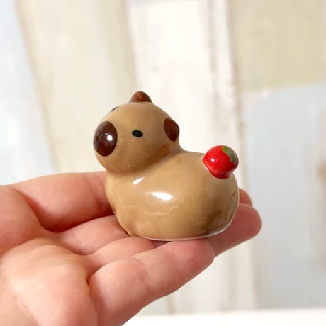 カピバラ 箸置き 4個セット　可愛い 水豚 箸置き 動物 陶器製 箸置き