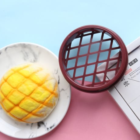 プラスチック　メロンパン型　網目型 食パン型 抜き型　焼き目　イナップル クッ キー型