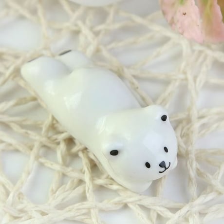 シロクマ 箸置き 4匹 セット ホッキョくクマ 白熊 くまの箸置き　動物 陶器製 箸置き 食器　可愛い くまちゃん 熊