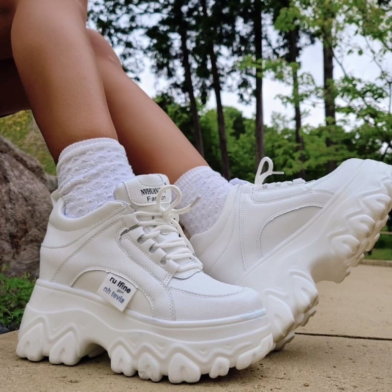 ハイカットスポーティーダッドスニーカー/2色展開/22.5~25cm ハイカットスポーティーダッドスニーカー/2色展開/22.5~25cm