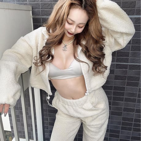 ハイネックボアファースウェットセットアップ/2色展開/ S.Ｍ.L/2022AW