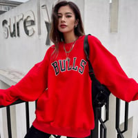 BULLSロゴレッドプルオーバー/S〜XXL/2022SS