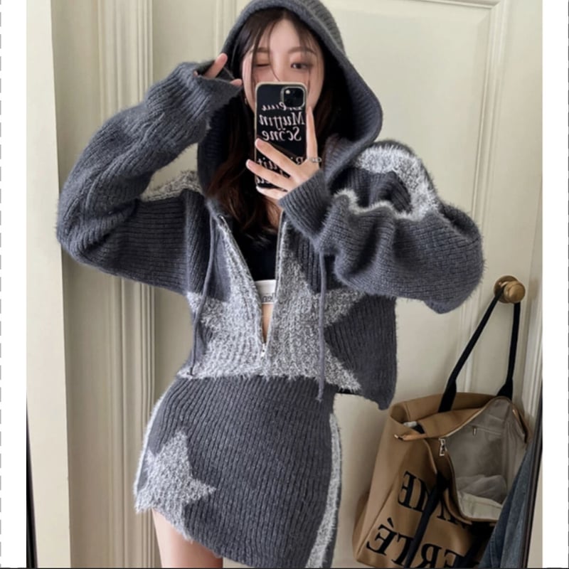 即納】STARカットオフグレーニットパーカー＆ミニスカートセットアップ