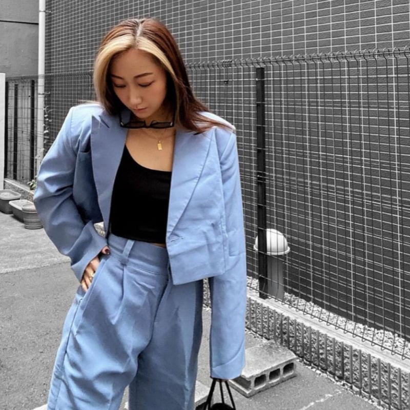 クロップドジャケット＆ボーイフレンドスラックスセットアップ/スーツ