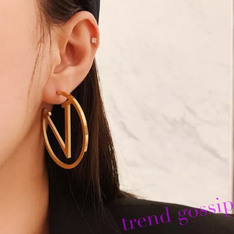 【即納✴︎送料無料】Vフープピアス/アクセサリー/2020SS