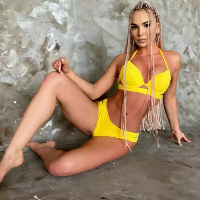 Black即納】5色の新色が登場！激盛れカップカットアウトブラジリアン