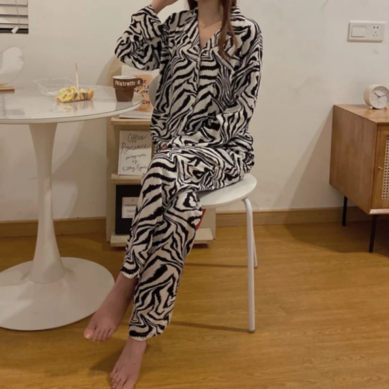 S様 ルームウェア ゼブラ柄パジャマ/ルームウェア/ワンサイズ/S.M.L/2021AW | trendgossip