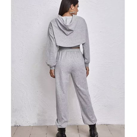 ショートフーディー付きスポーティーセットアップ/2色展開/XS〜L/2022SS