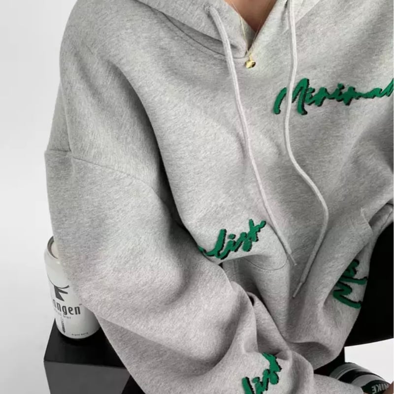 グリーンメッセージロゴグレーパーカー/フーディー/M〜XXL グリーンメッセージロゴグレーパーカー/フーディー/M〜XXL