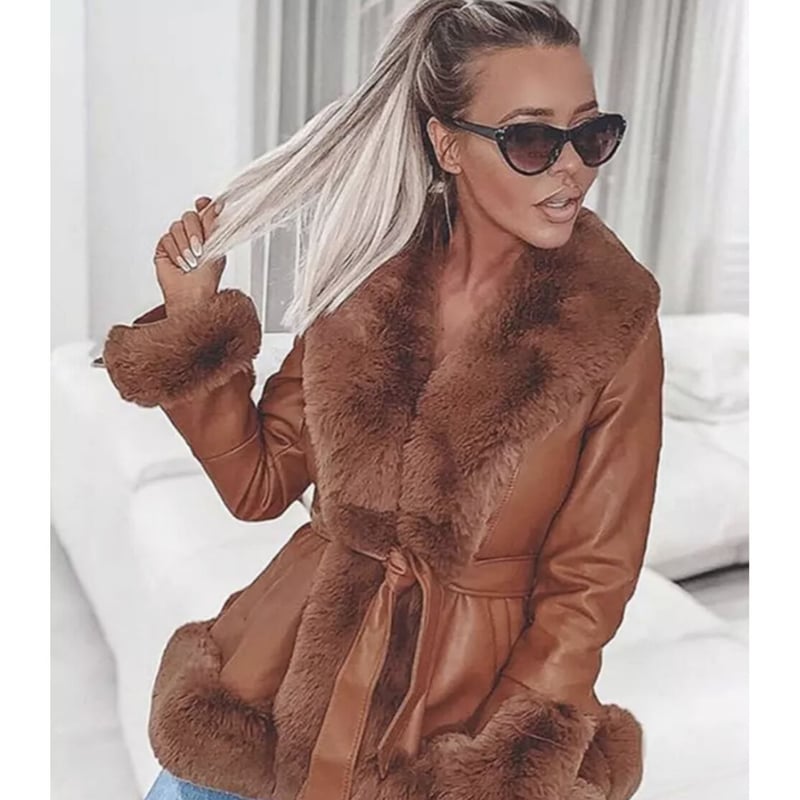 豪華ボリュームファー　レザージャケット　ロングコート　ガウンコート BeigeM即納】ボリュームファー付きフェイクレザーガウンコート/3色