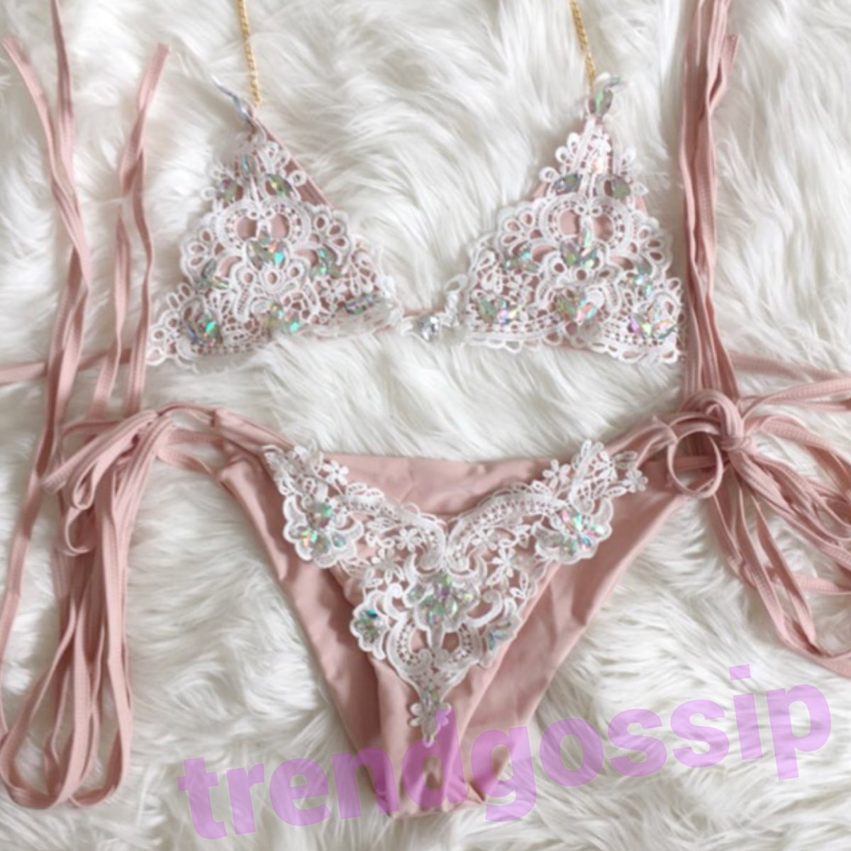 ヌーディーホワイトレースビジュー三角ビキニ/水着/S.M.L | trendgossip