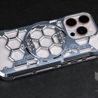 iPhone 16Pro用プロテクターケース