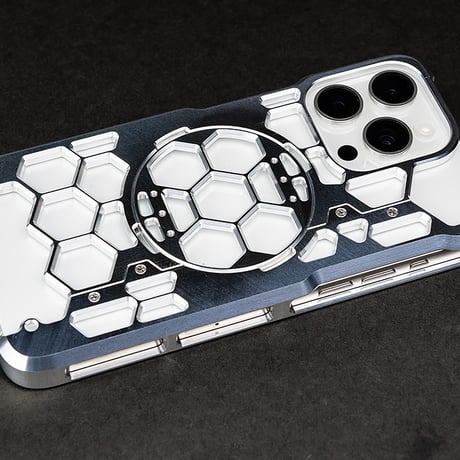 iPhone 15ProMax用プロテクターケース