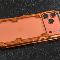 iPhone 17ProMax用プロテクターケース