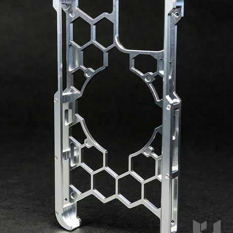 iPhone 13ProMax用プロテクターケース