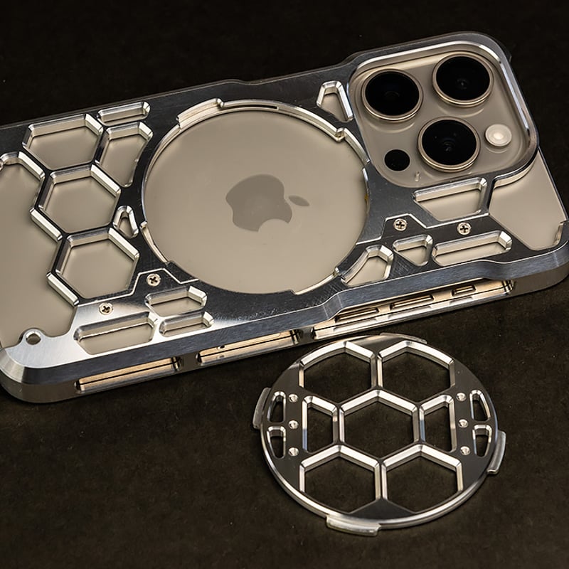 iPhone15pro YSデザイン アルミ削り出し ケース iPhone15pro YSデザイン アルミ削り出し ケース