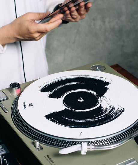KING OF DIGGIN’×書道家 万美×CHIYODA HOTEL | Official 12inch Slipmat - White -