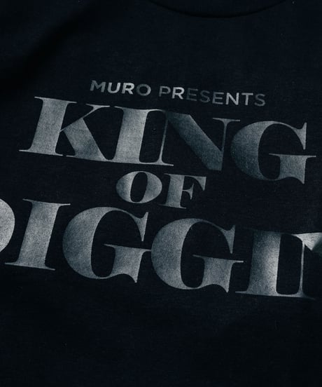 KING OF DIGGIN’ | Official T-shirt - Black x Black -