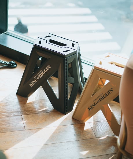 KING OF DIGGIN' ┃POTABLE DIG STOOL