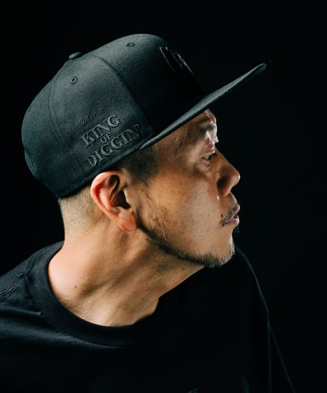 KING OF DIGGIN’×NEW ERA | 9FIFTY SNAPBACK CAP  - Black -