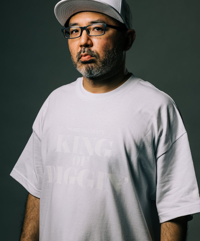 KING OF DIGGIN' | Official T-shirt - White x Wh KING OF DIGGIN' | Official T-shirt - White x Wh