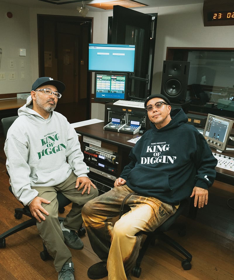 KING OF DIGGIN' | Official Hoodie -Gray- | CHIY